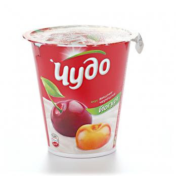 Йогурт ЧУДО фруктовый со вкусом вишня-черешня 2,5% без змж 290г